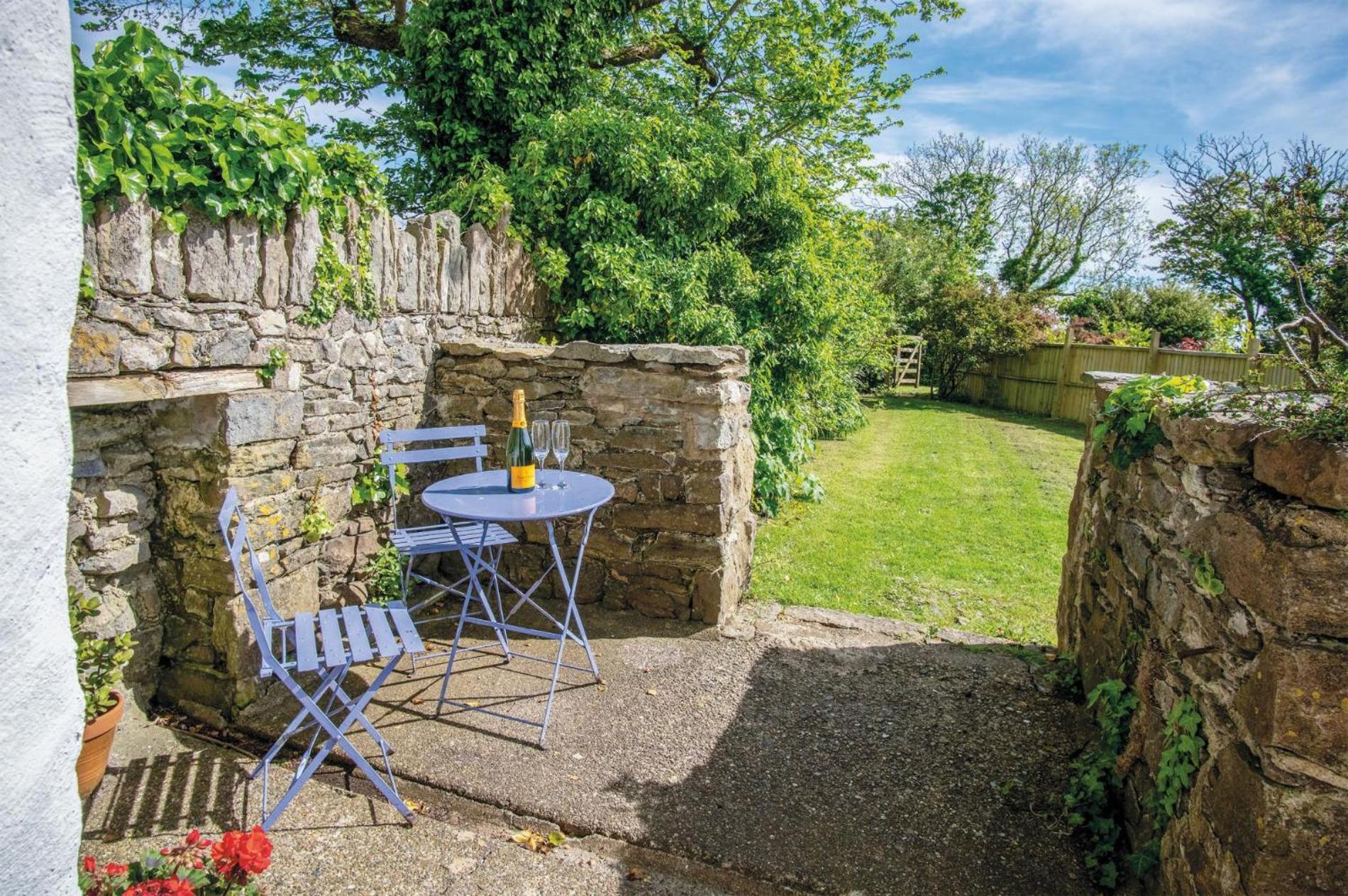 Soap Barn - 1 Bedroom Cottage - Manorbier Eksteriør bilde